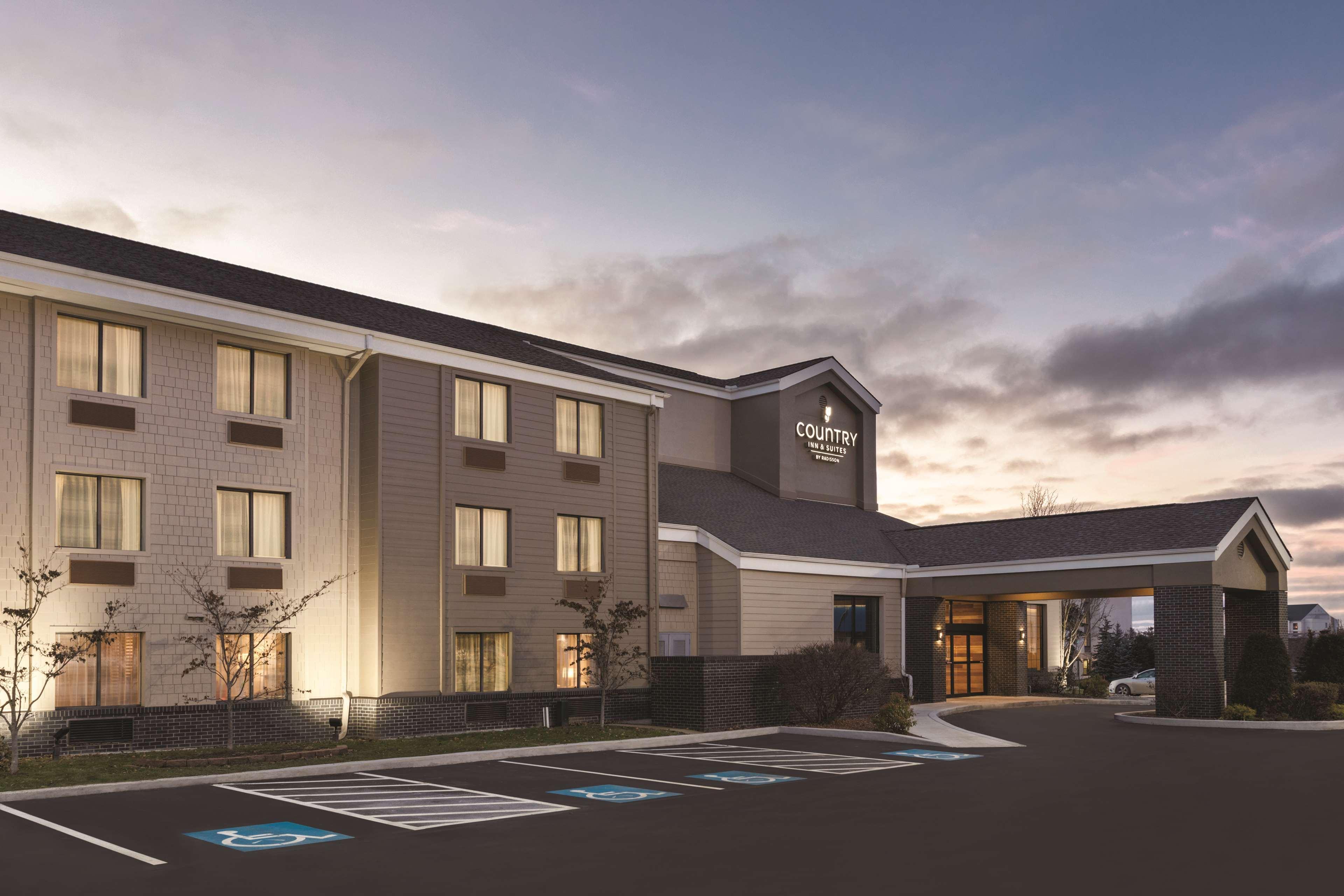 Country Inn & Suites By Radisson, Erie, Pa Kearsarge Ngoại thất bức ảnh